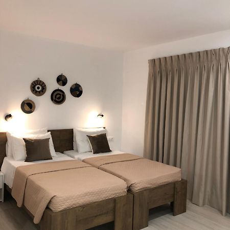 Fiosal Apartments 3 İskados Dış mekan fotoğraf